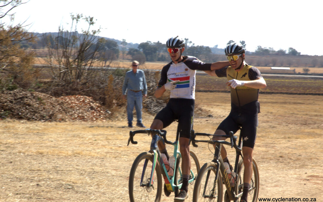 Van Dyk and Preen reign supreme at Honeycomb GT100Miler