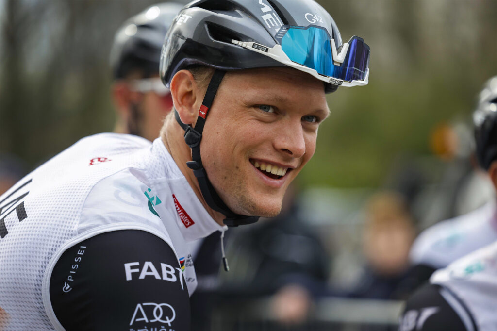 Sjoerd Bax, the rising Dutch talent, joins Q36.5 Pro Cycling Team on a two-year deal starting in 2025.